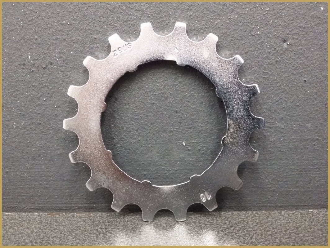 Sprocket OUR Type "ZEUS" 18d (Ref 80)
