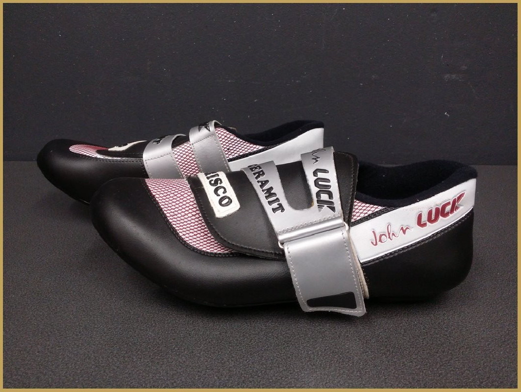Schuhe UNSERE "JOHN LUKAS RISCO" Größe 40 (Ref 49)