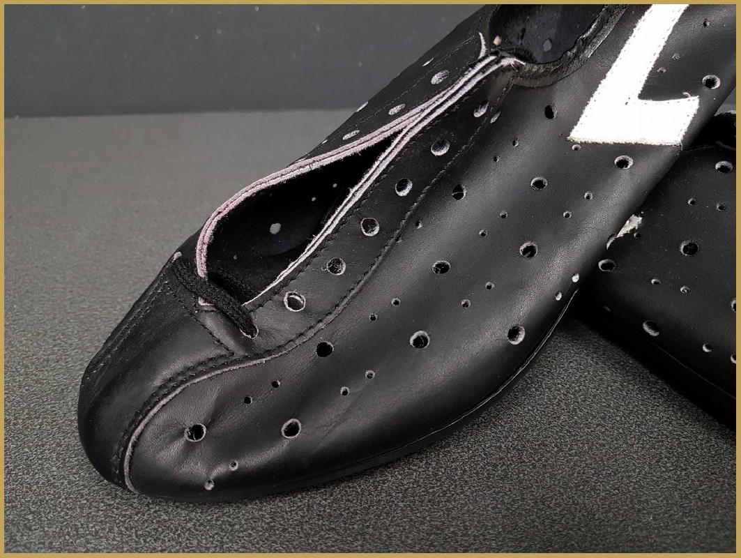 Shoes OUR "CHRISTMAS" Size 38 (Ref 81)
