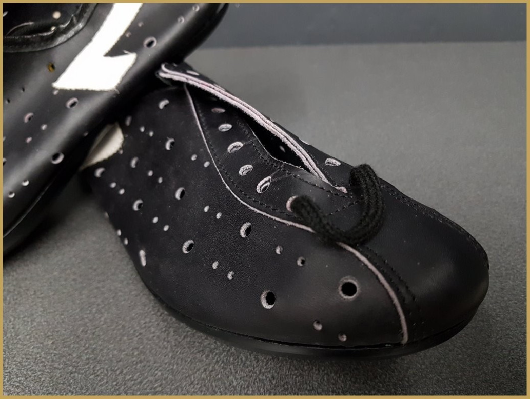 Shoes OUR "CHRISTMAS" Size 38 (Ref 81)