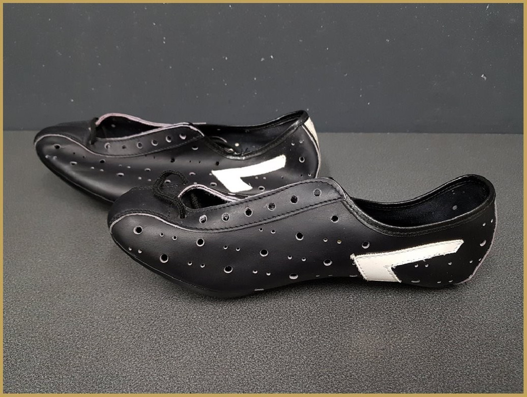 Schuhe UNSERE "NOEL" Größe 38 (Ref 81)