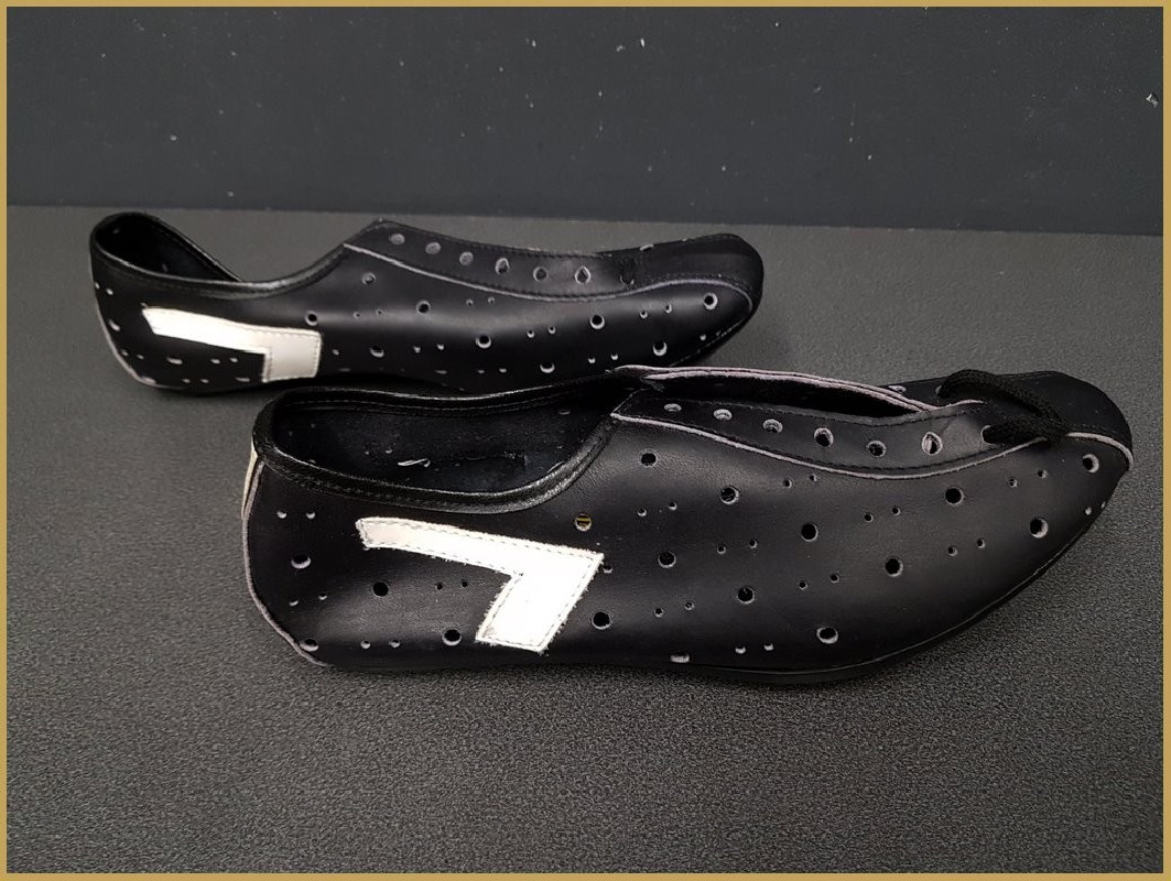 Shoes OUR "CHRISTMAS" Size 38 (Ref 81)