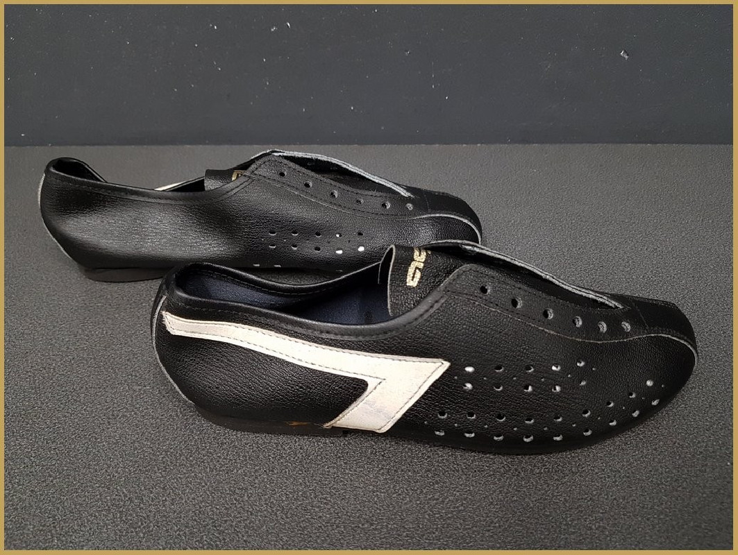 Schuhe UNSERE "AGIRO" - Größe 35 (Ref 72)