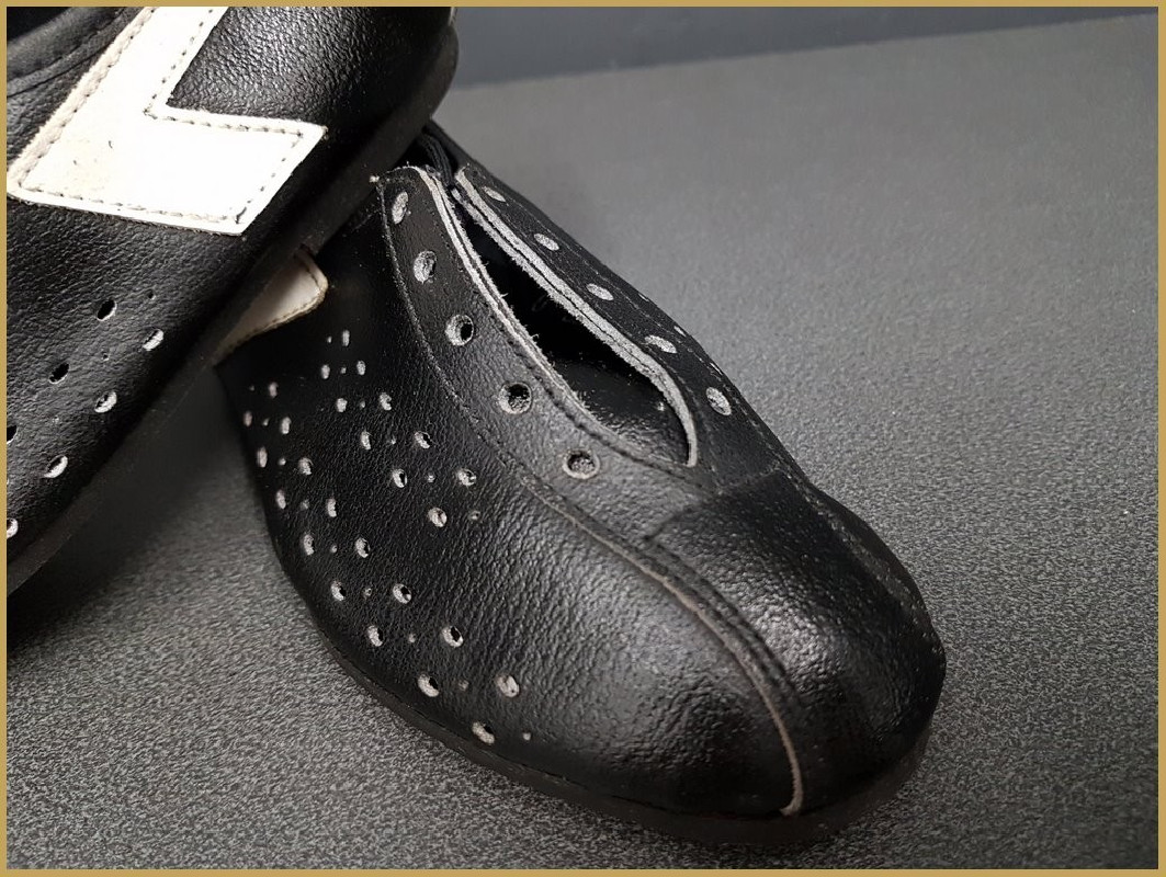 Shoes OUR "AGIRO" Size 32 (Ref 73)
