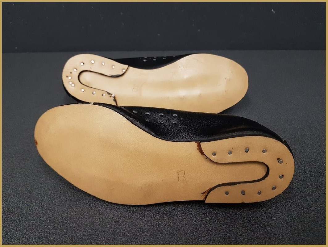 Shoes OUR "AGIRO" Size 32 (Ref 73)