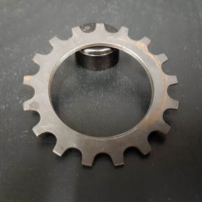 Pinion N. O. S " CYCLO 17d "(Ref 04)