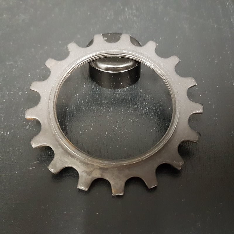 Piñón N. O. S "CYCLO 17d" (Ref 04)