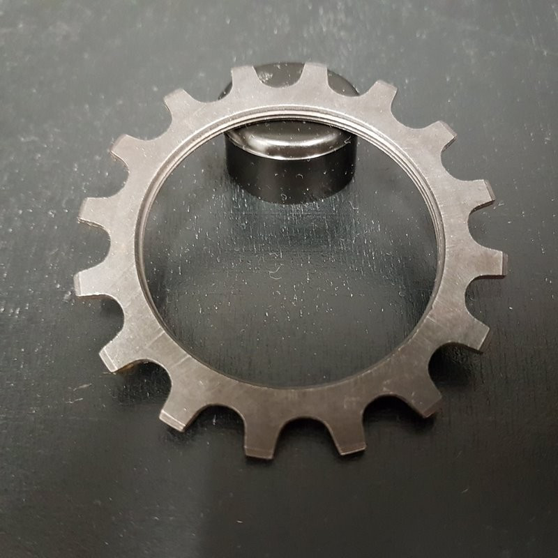 Pinion N. O. S " CYCLO 16d "(Ref 03)