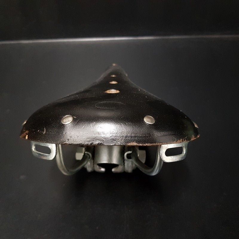 Sattel N. O. S "perjhon Leder" (Ref 503)