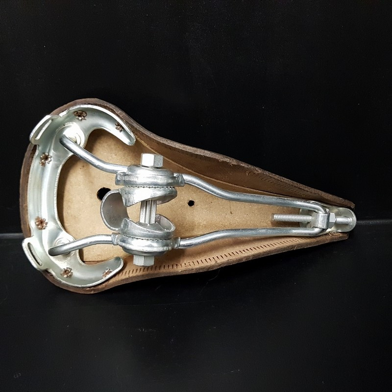 Sillín N. O. S "Cuero PERJHON" (Ref 503)