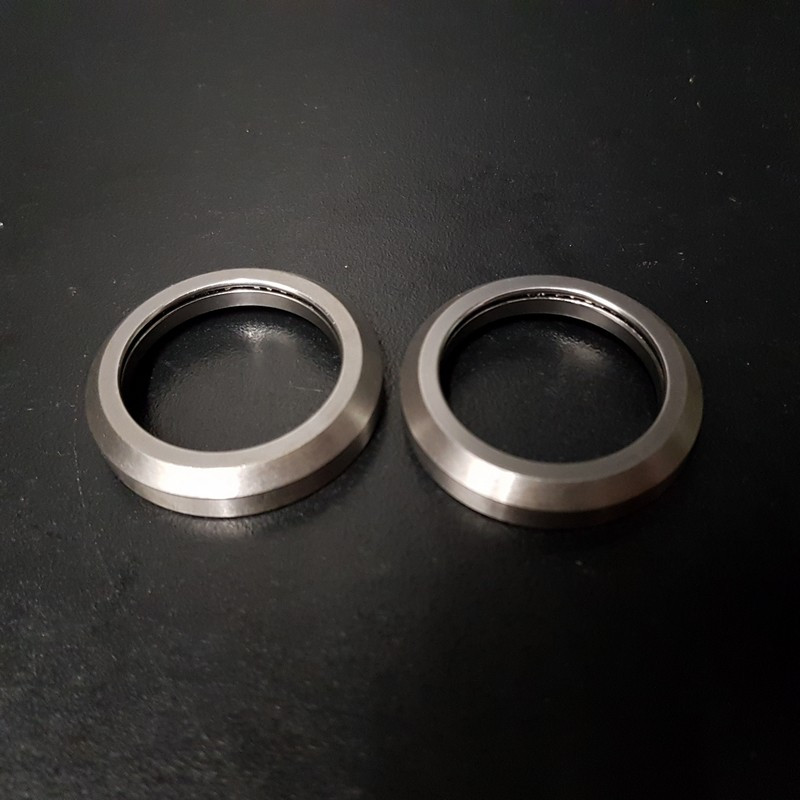 Steering Set Bearings "STRONGLIGHT" 41.7 x 30.5 (Ref 628)
