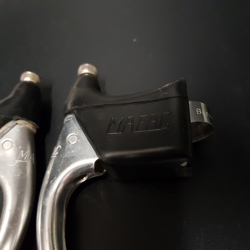Manetas de freno N. O. S "MAFAC COURSE 121" (Ref 610)