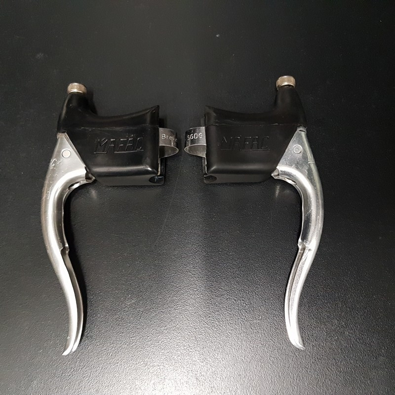 Manetas de freno N. O. S "MAFAC COURSE 121" (Ref 610)