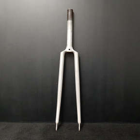 Fourche 700 "LG en acier sablée" (Ref 188)