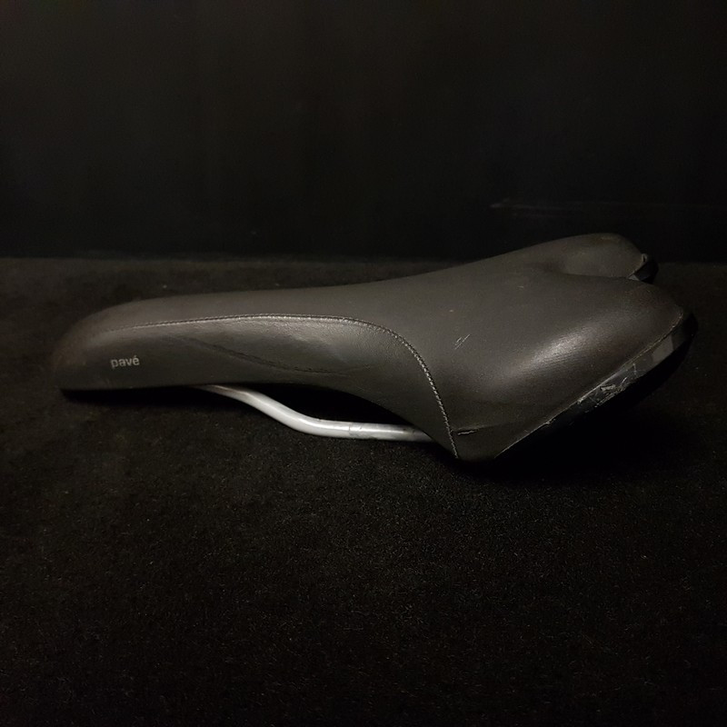 Sillín "FIZIK PAVE" (Ref 434)