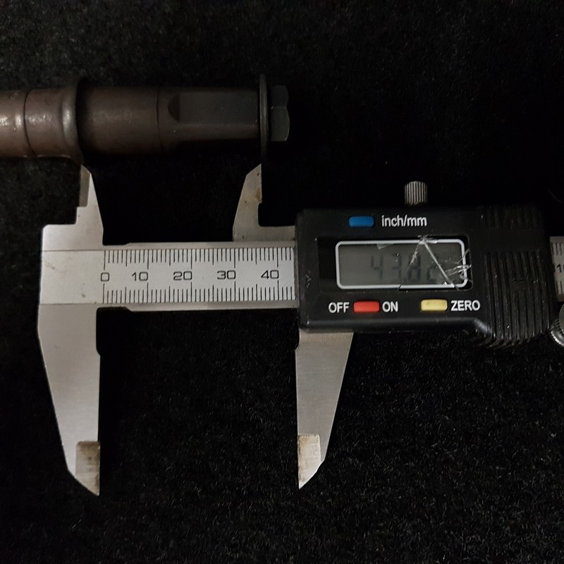 Asse del movimento centrale quadrato JIS 129 mm (rif. 349)