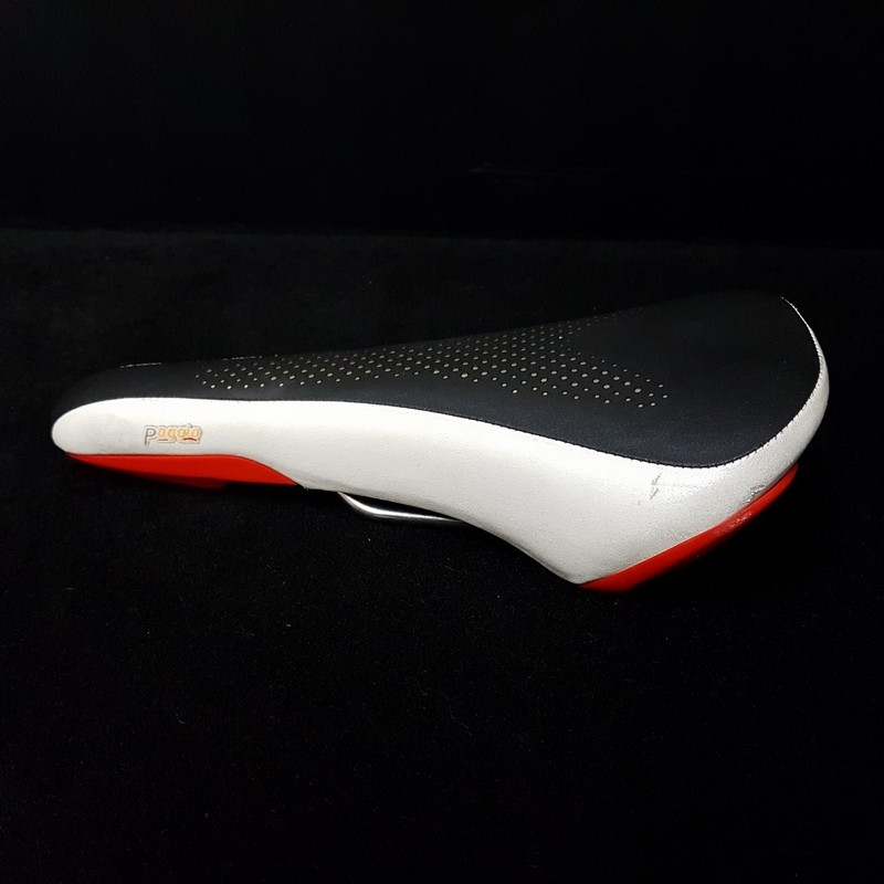 Sillín FIZIK "POGGIO" (Ref 522)