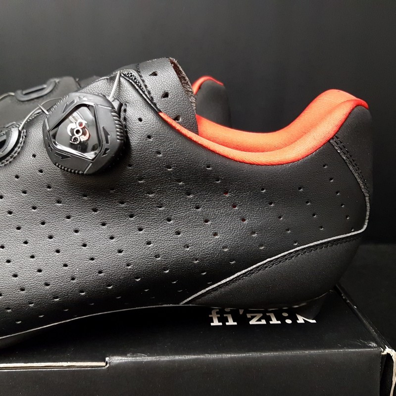 Neue Schuhe "FiZik BOA MAN R3" Größe 41.5 (Ref 121)