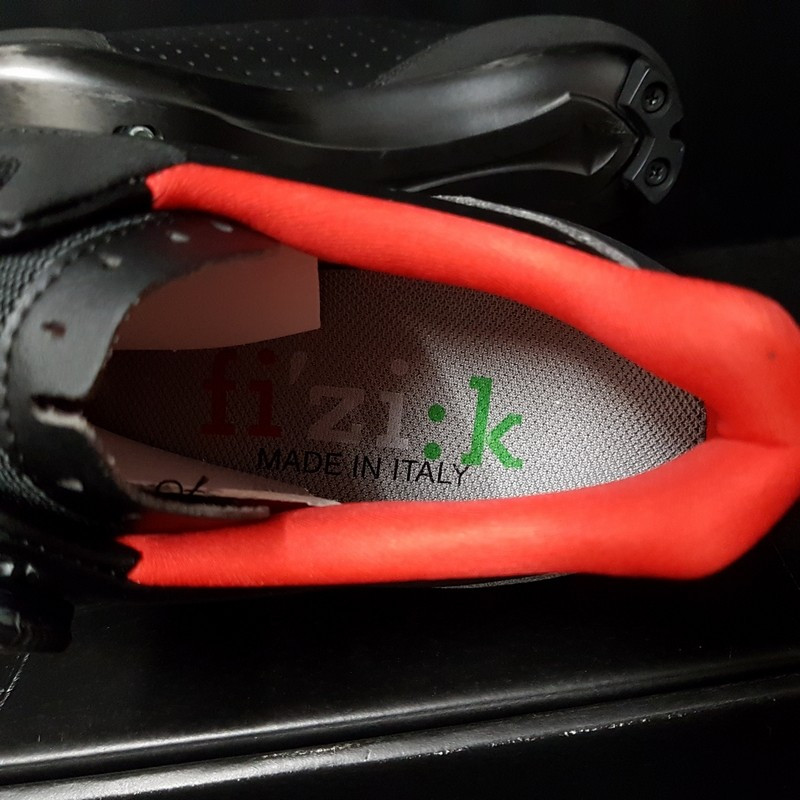 Neue Schuhe "FiZik BOA MAN R3" Größe 41.5 (Ref 121)