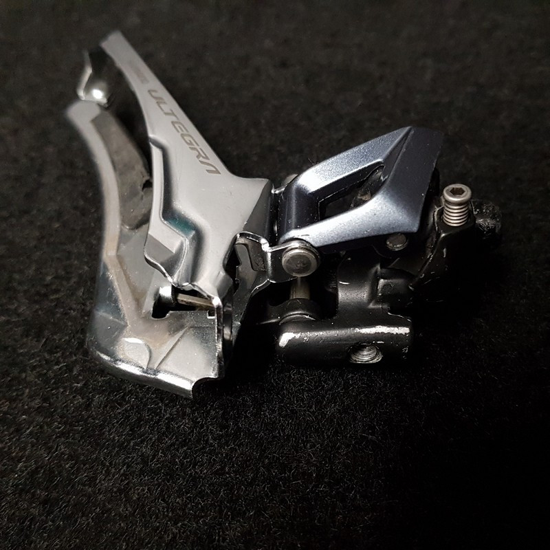 Deragliatore anteriore "SHIMANO ULTEGRA R8000" (Ref 1543)