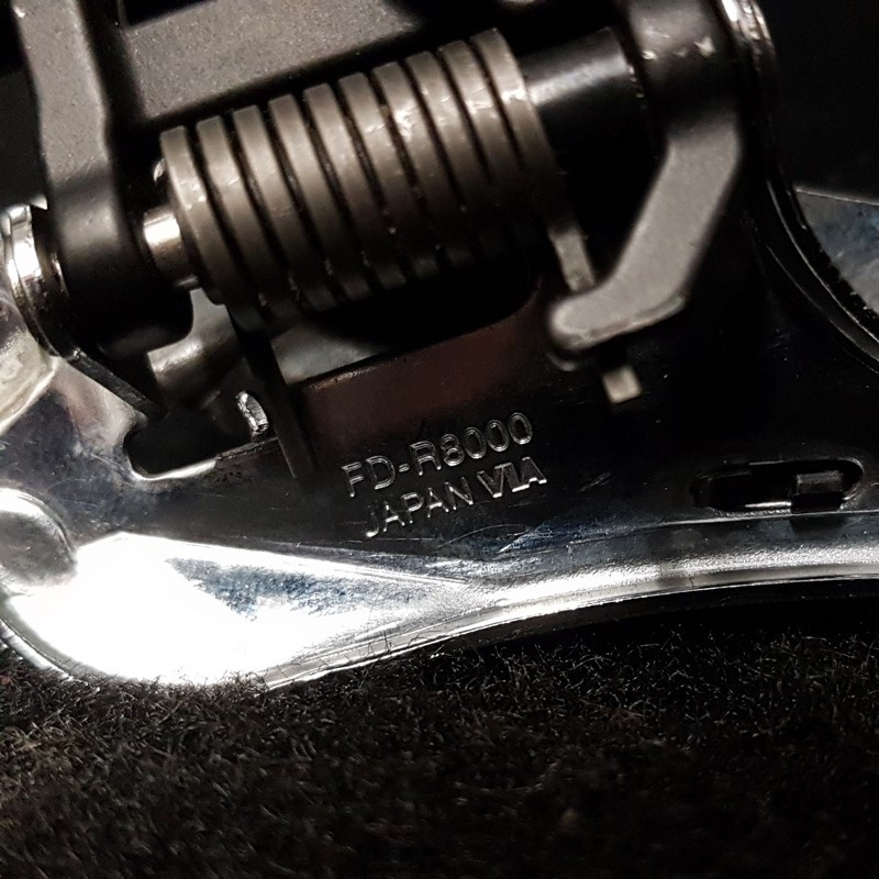 Umwerfer vorne "SHIMANO ULTEGRA R8000" (Ref 1543)