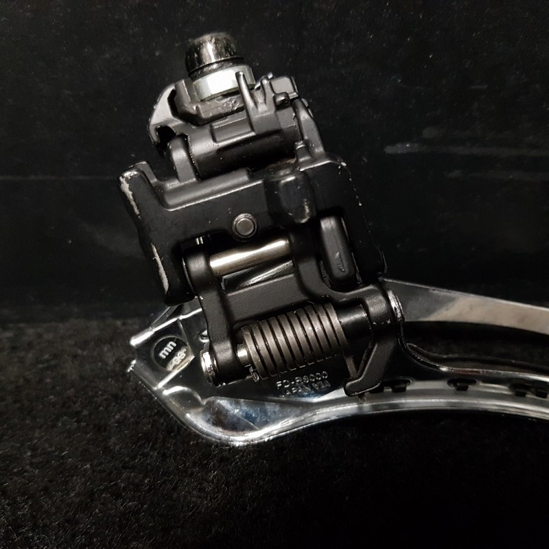 SHIMANO ULTEGRA R8000" front derailleur (Ref 1543)
