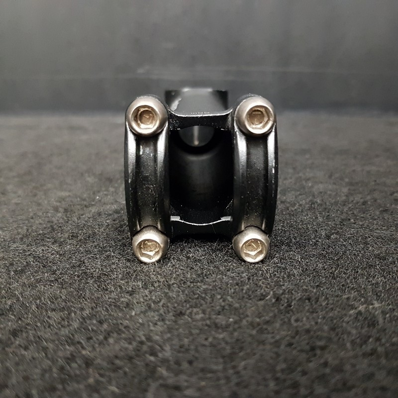 Attacco manubrio "SYNTACE" 120 mm Aheadset (rif. 751)