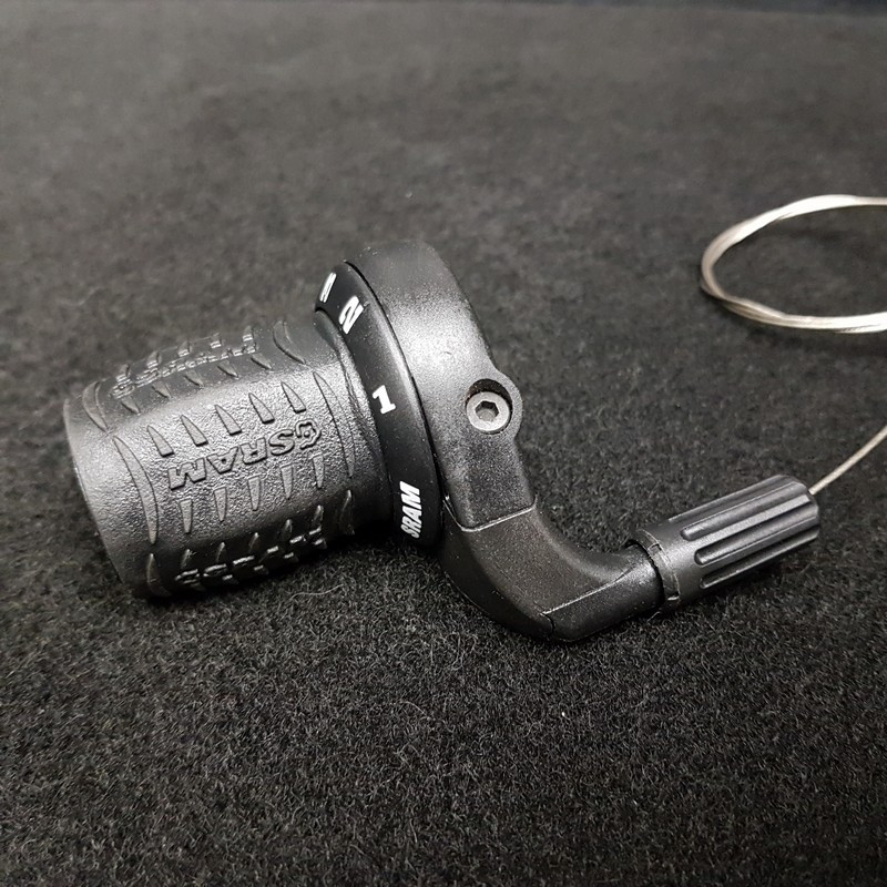 Impugnatura tripla SRAM 6.0" (rif. 585)
