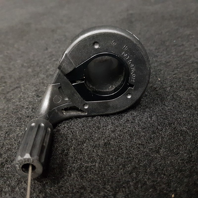 Impugnatura tripla SRAM 6.0" (rif. 585)