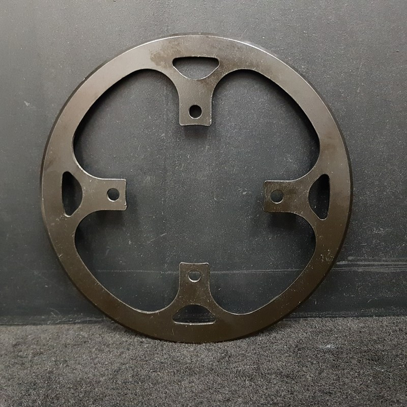 N.O.S Kettenblattschutz aus Aluminium BCD 104 (Ref 1344)