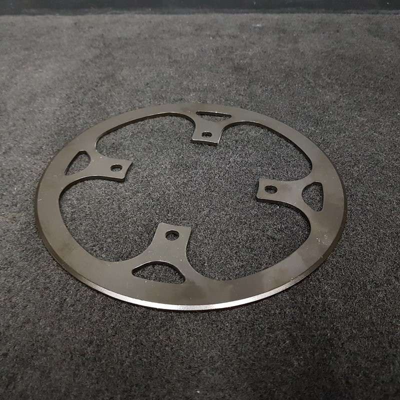 N.O.S Kettenblattschutz aus Aluminium BCD 104 (Ref 1344)