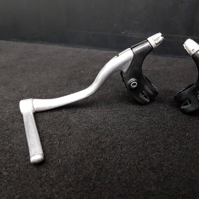 MTB cantilever brake levers (Ref 677)