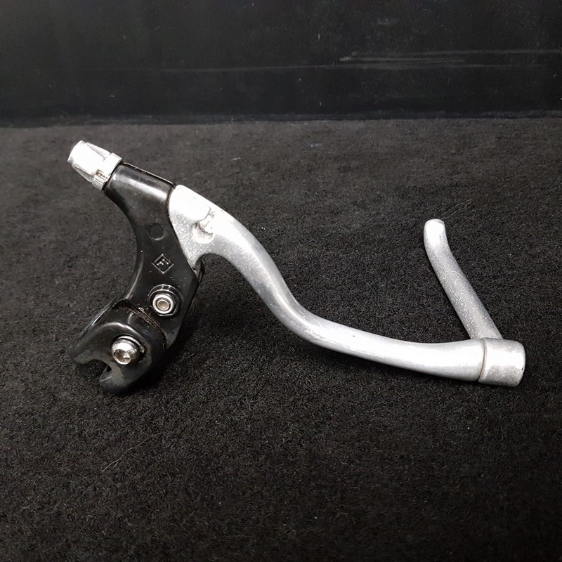 MTB cantilever brake levers (Ref 677)