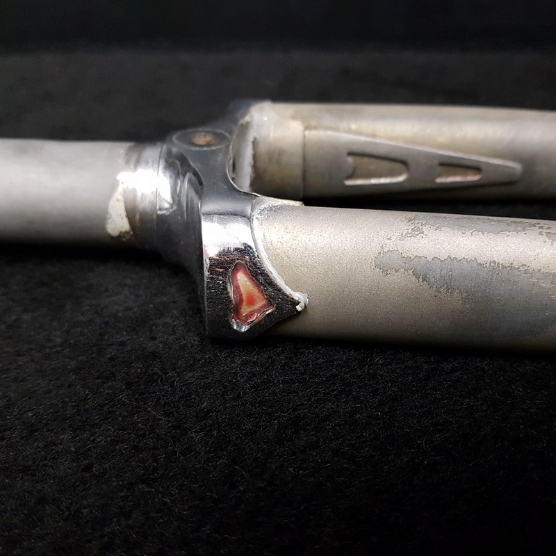 700er-Gabel aus sandgestrahltem Stahl (Ref 197)