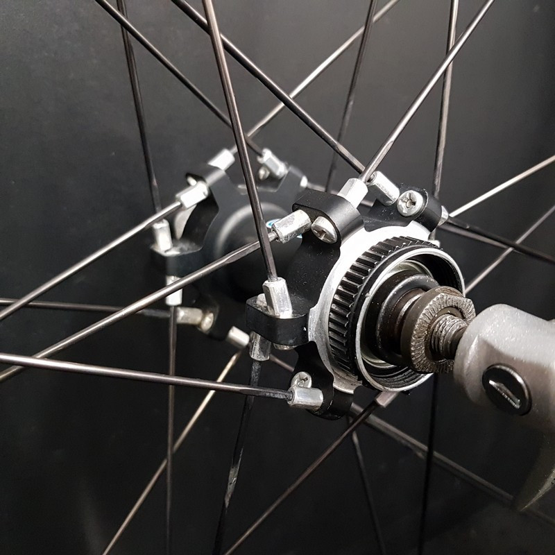 Roue avant 26" SHIMANO XT DISQUE WH-M765 (Ref 25)