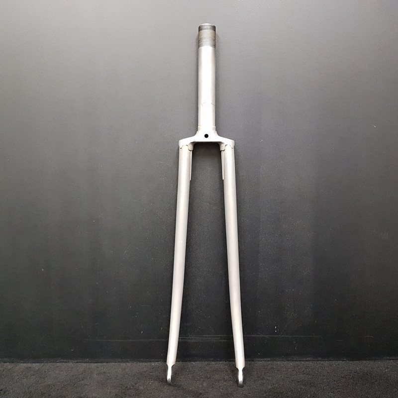 Horquilla de acero arenado COPPI 700 (Ref 202)