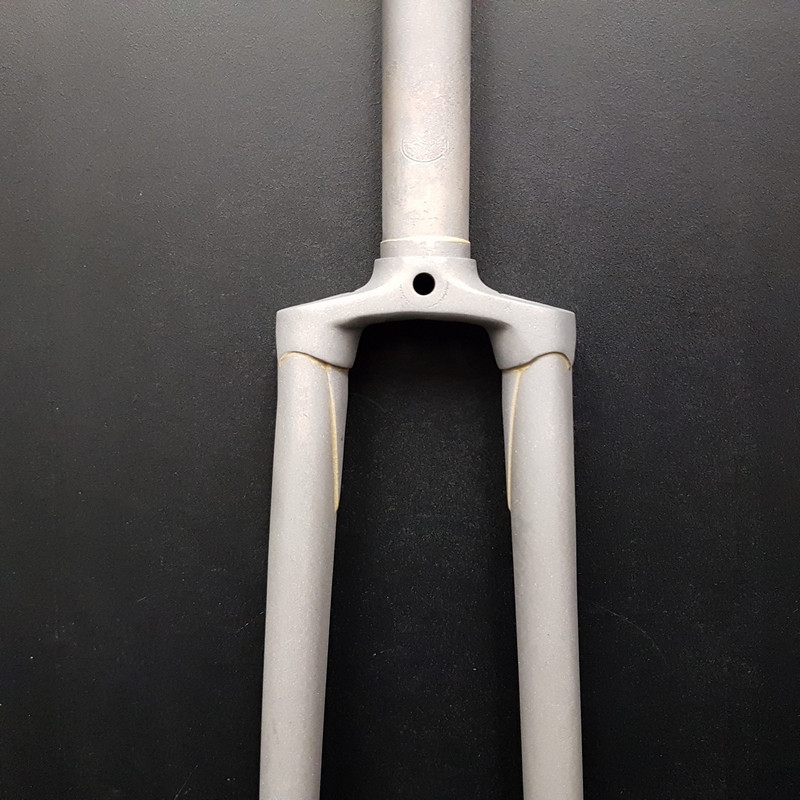 Fourche 700 en acier sablé "Artisanale SR" (Ref 205)