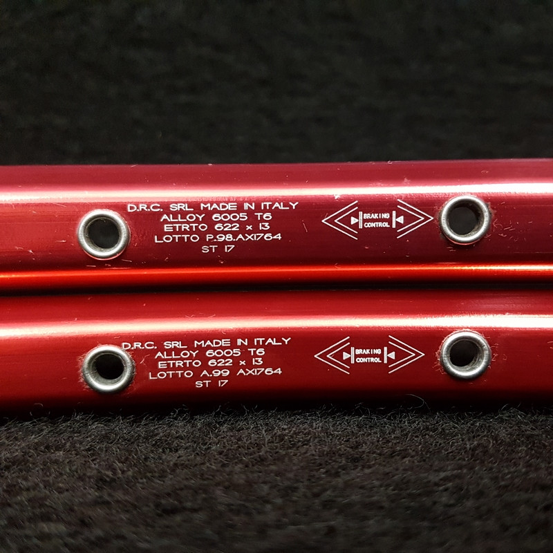 Lot de 2 jantes 700 à pneu "DRC ST17 ELEGANT" 36t (Ref 18)