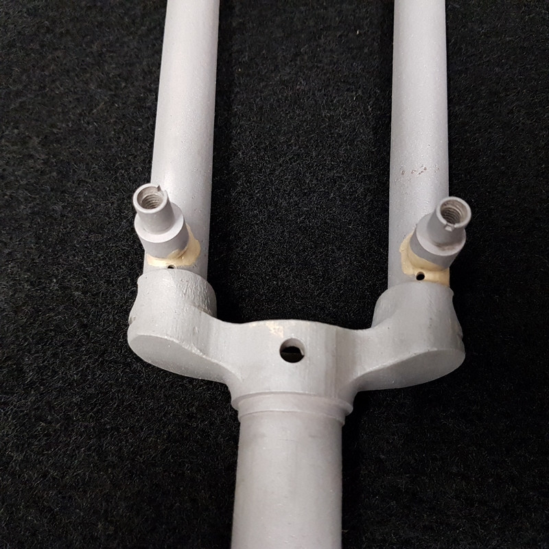 Gabel "randonneuse 700" 25 x 1 (Ref 204)
