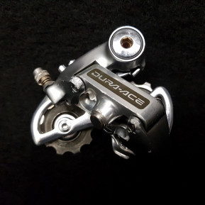 Deragliatore posteriore SHIMANO DURA ACE 7402" 8 velocità (Ref 1585)