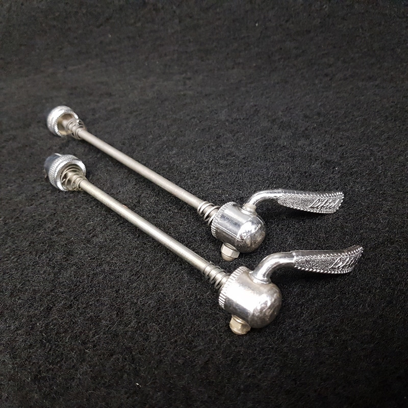 LIFTEL" clamping spindles (Ref 157)