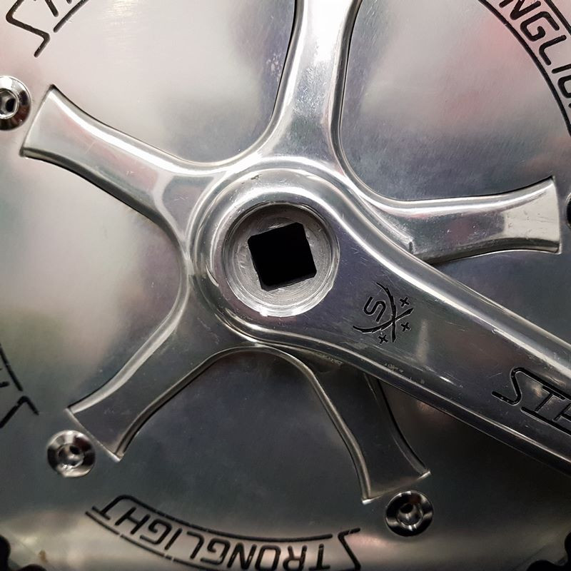 STRONGLIGHT DELTA 182.5mm N.O.S crankset (Ref 896)