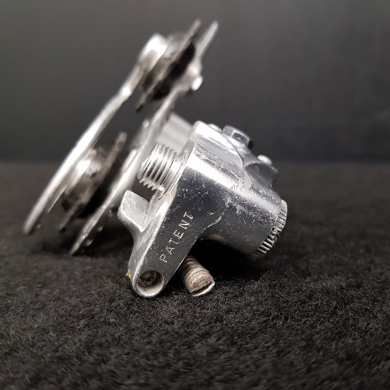CAMPAGNOLO RECORD DRILLED "6v rear derailleur (Ref 1604)