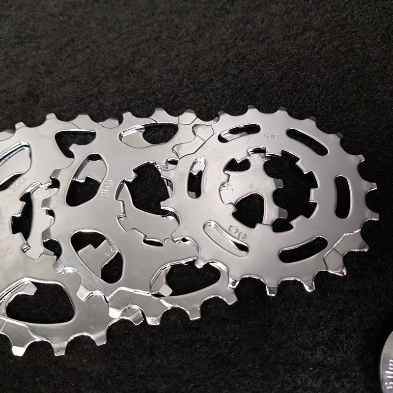 MICHE compatible CAMPAGNOLO" 9v 13/25 N.O.S cassette (Ref 386)