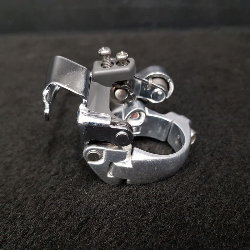 SHIMANO NEXAVE" N.O.S front derailleur (Ref 1619)