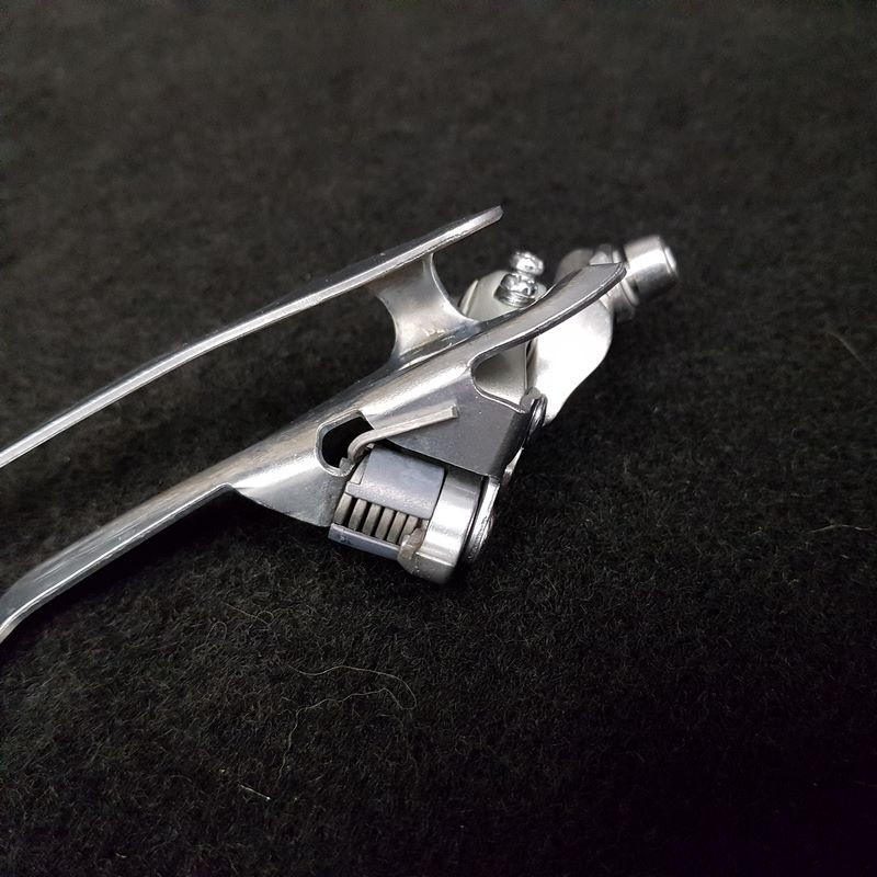 SHIMANO 105 front derailleur (Ref 1630)