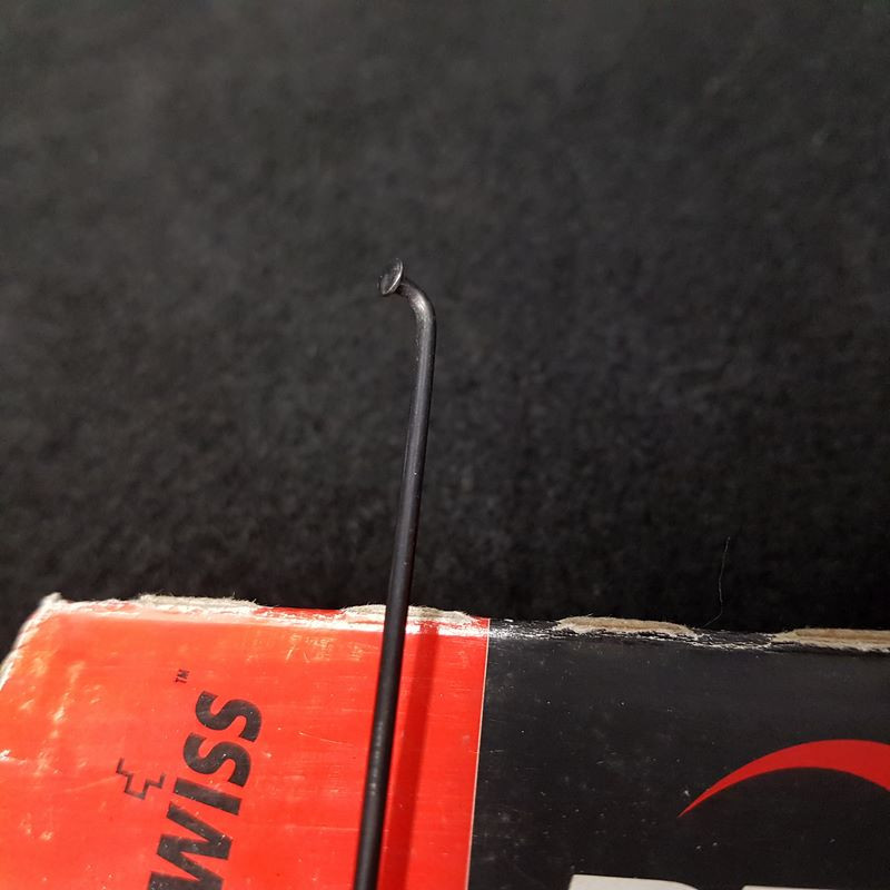 Set of 5 DT COMPETITION BLACK spokes Ø 1.8/2.0 - 290 mm