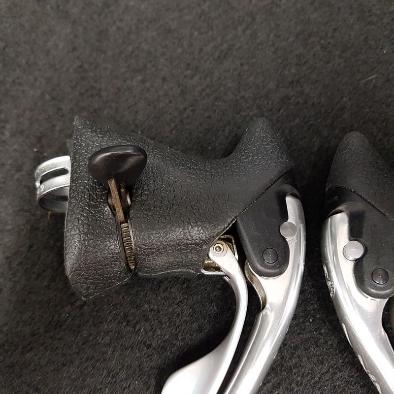 Palancas de freno "CAMPAGNOLO ATHENA" 2 x 8v (Ref 691)