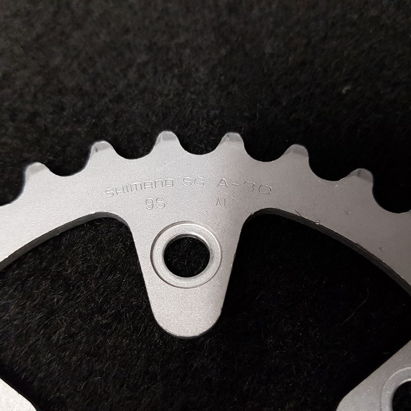 Ingranaggio SHIMANO ULTEGRA triplo" 30d BCD 74 (rif. 1417)