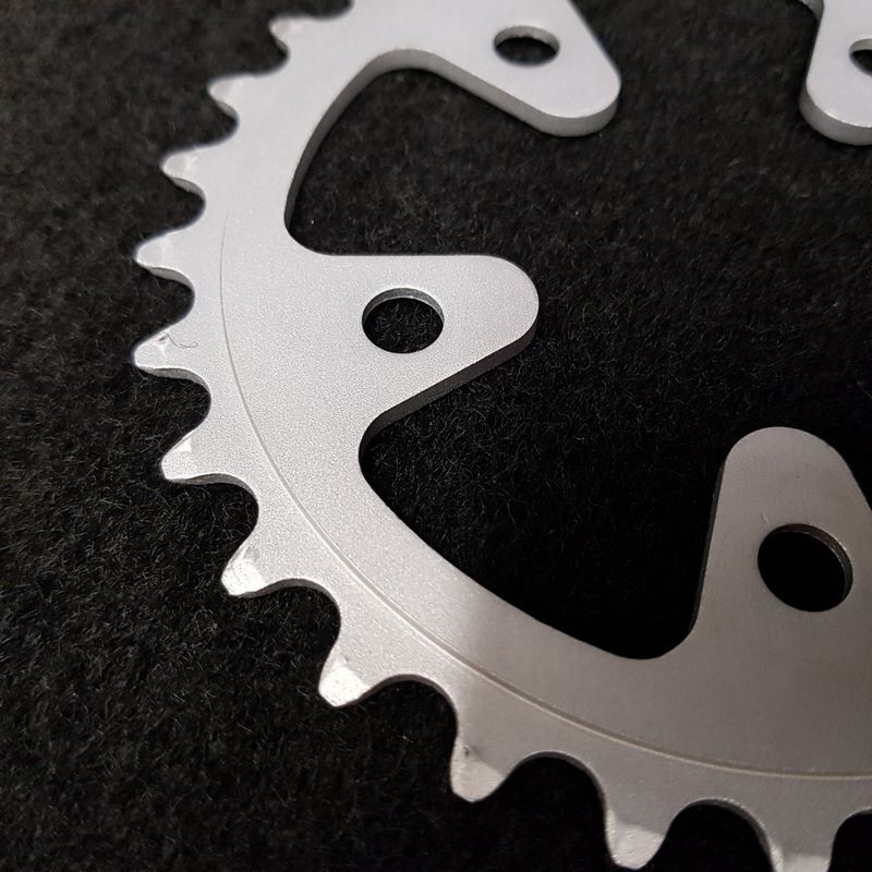 Ingranaggio SHIMANO ULTEGRA triplo" 30d BCD 74 (rif. 1417)
